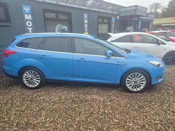 Used Ford Focus 2015 for sale - 77563404: Photo