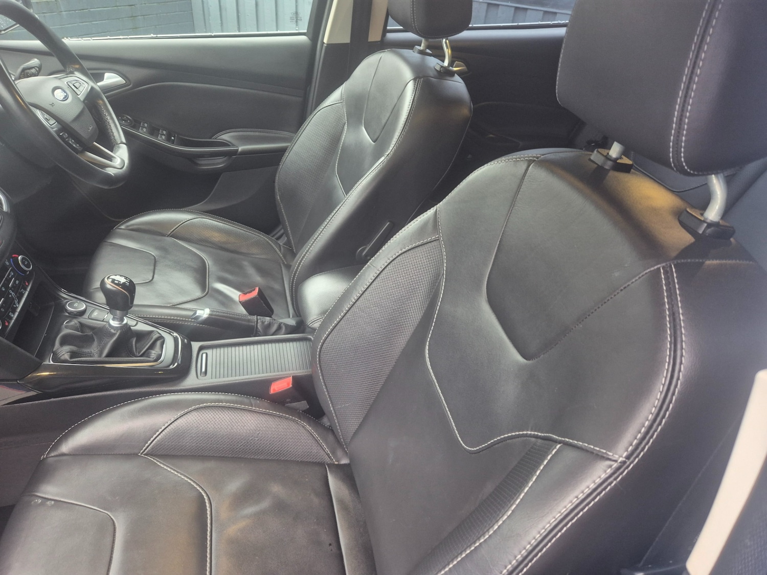 Used Ford Focus 2015 for sale - 77563404: Photo 9