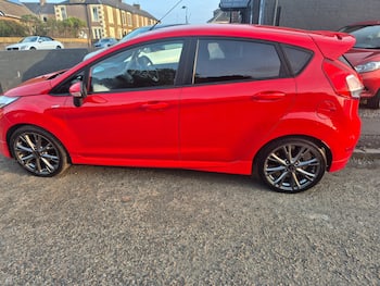 Used Ford Fiesta 2017 for sale - 79818899: Photo