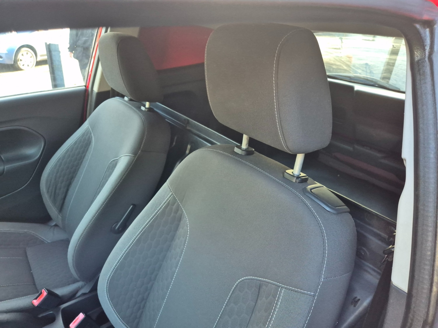 Used Ford Fiesta 2014 for sale - 78210301: Photo 11