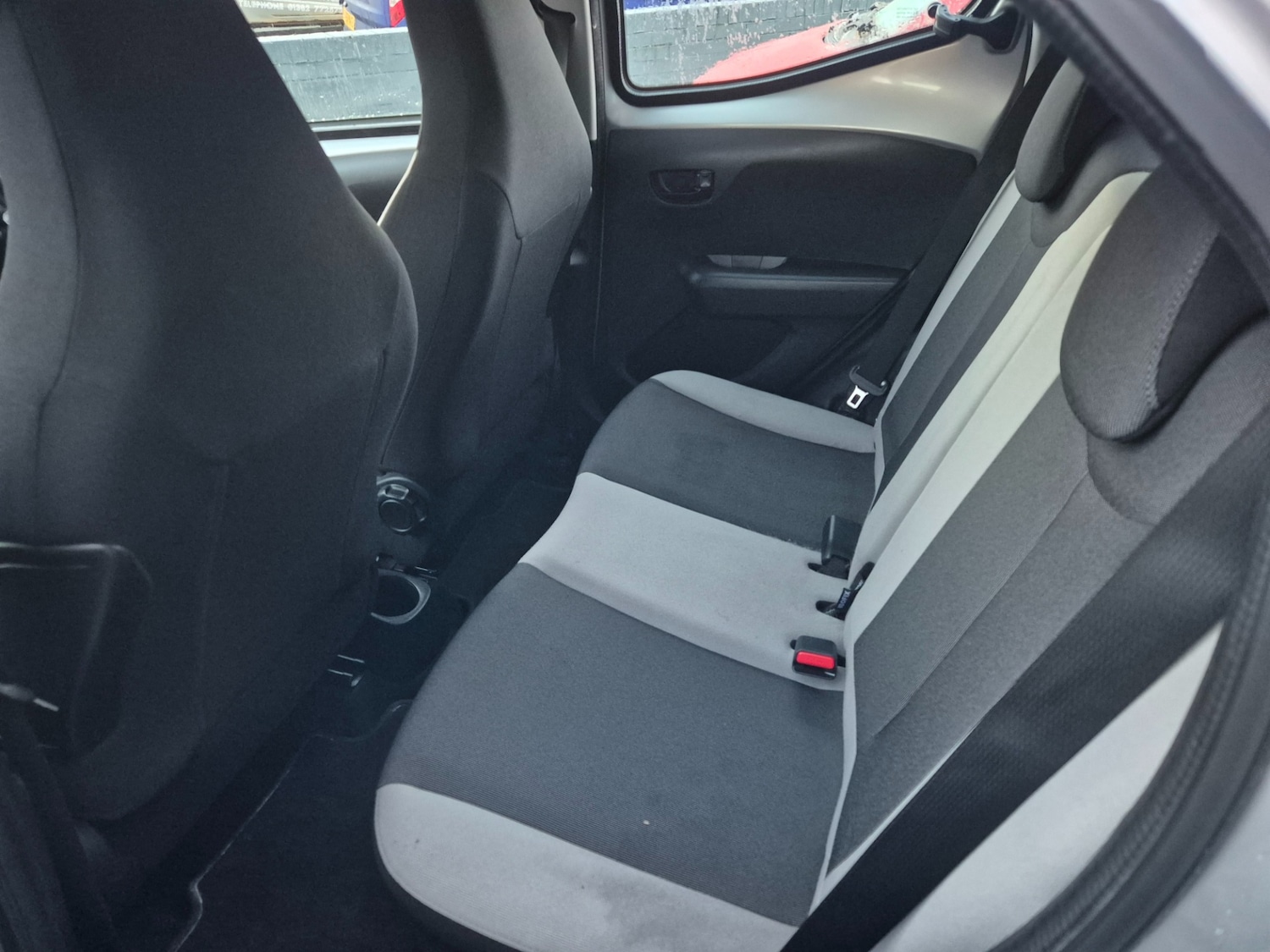 Used Toyota AYGO 2015 for sale - 76984211: Photo 12