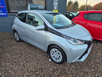 Used Toyota AYGO 2015 for sale - 76984211: Photo