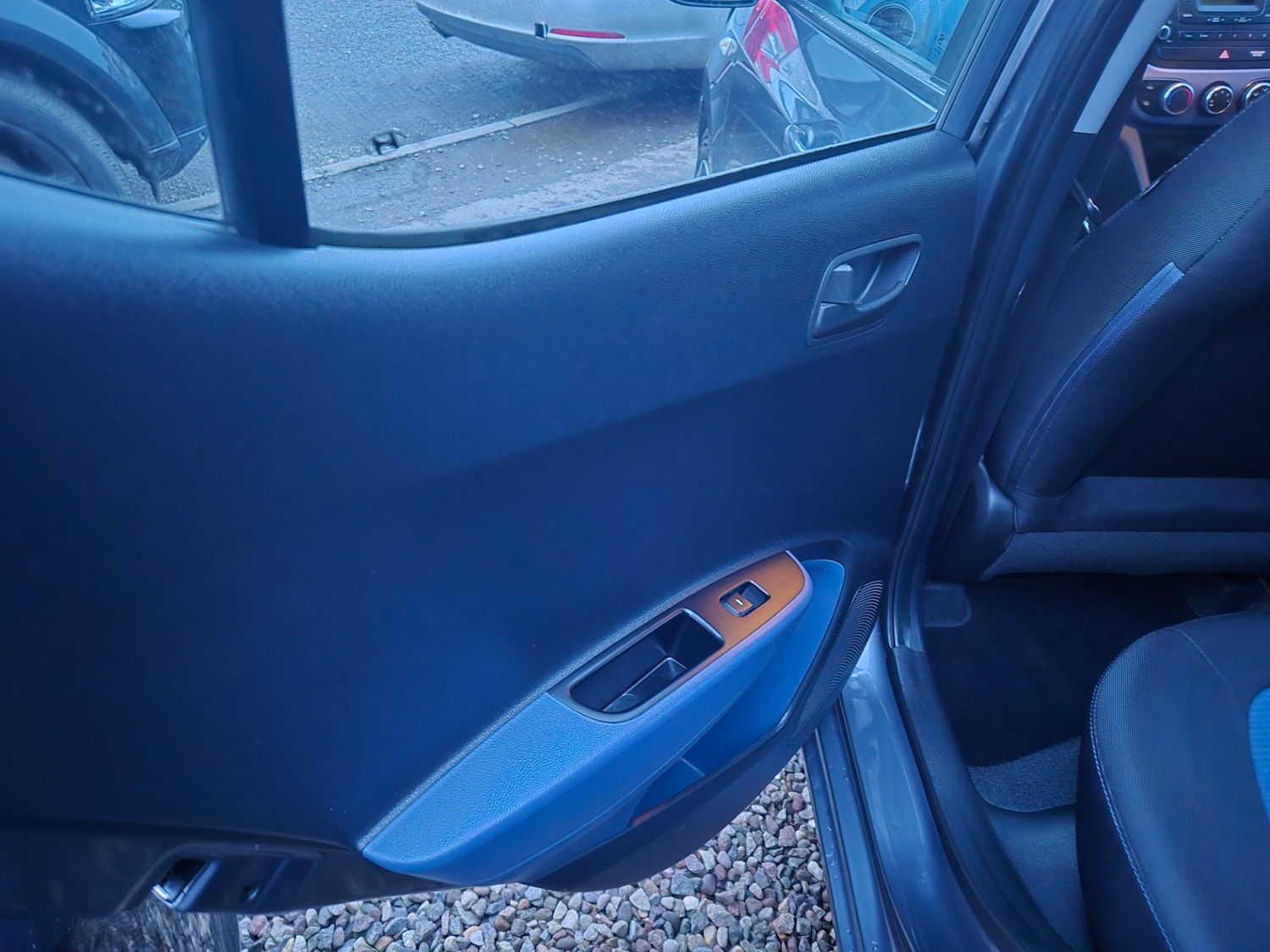 Used Hyundai i10 2014 for sale - 76984415: Photo 18