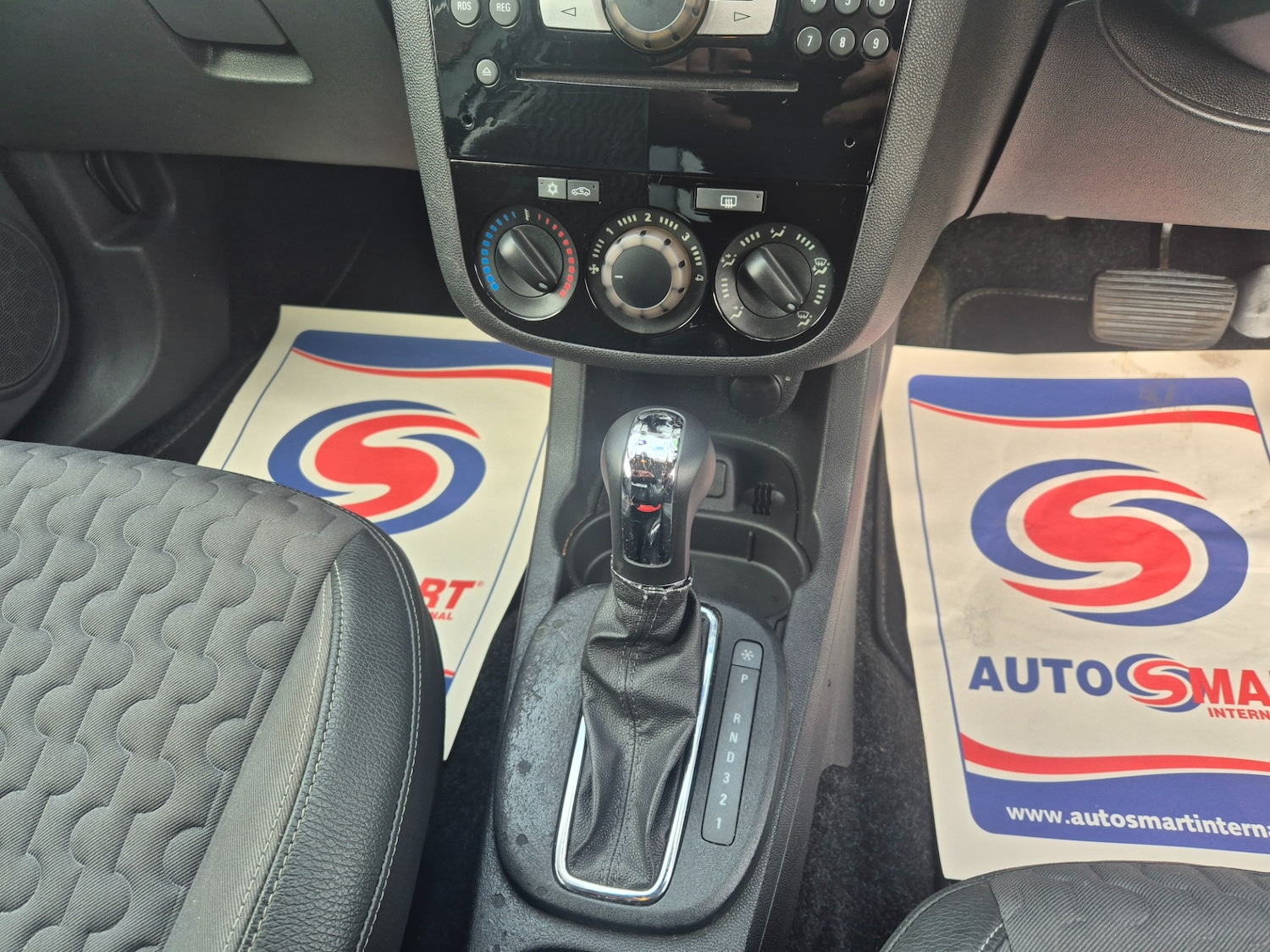 Used Vauxhall Corsa 2014 for sale - 77707944: Photo 17