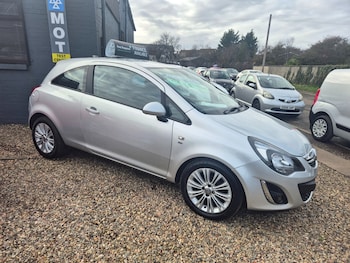 Used Vauxhall Corsa 2014 for sale - 77707944: Photo