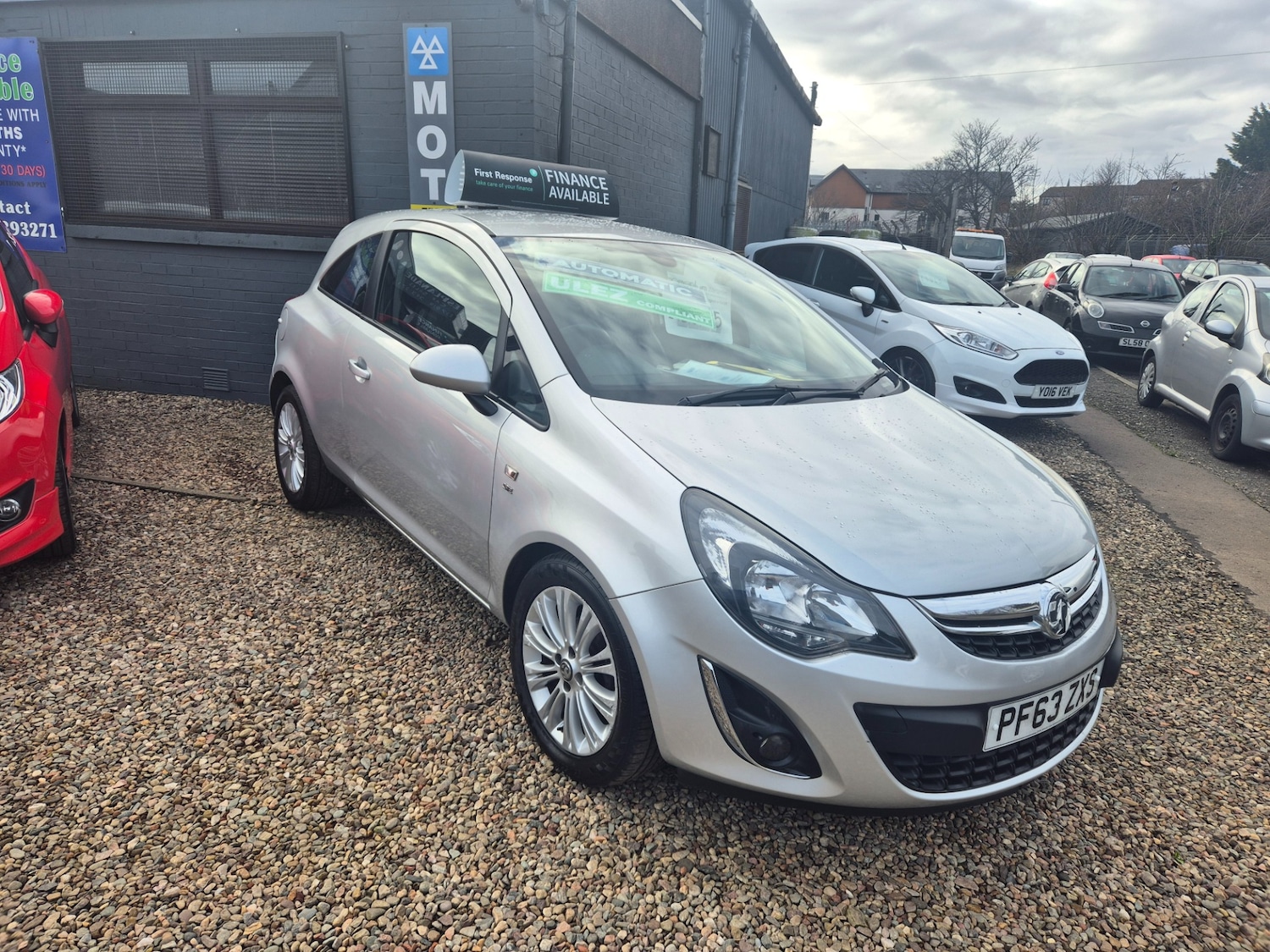 Used Vauxhall Corsa 2014 for sale - 77707944: Photo 3