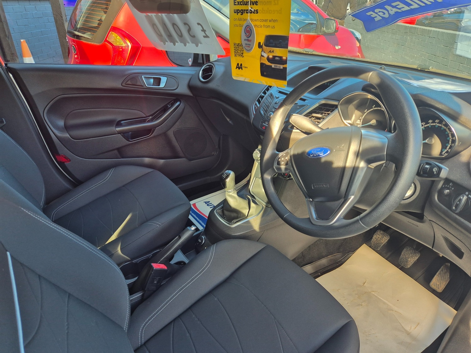 Used Ford Fiesta 2015 for sale - 76244022: Photo 9