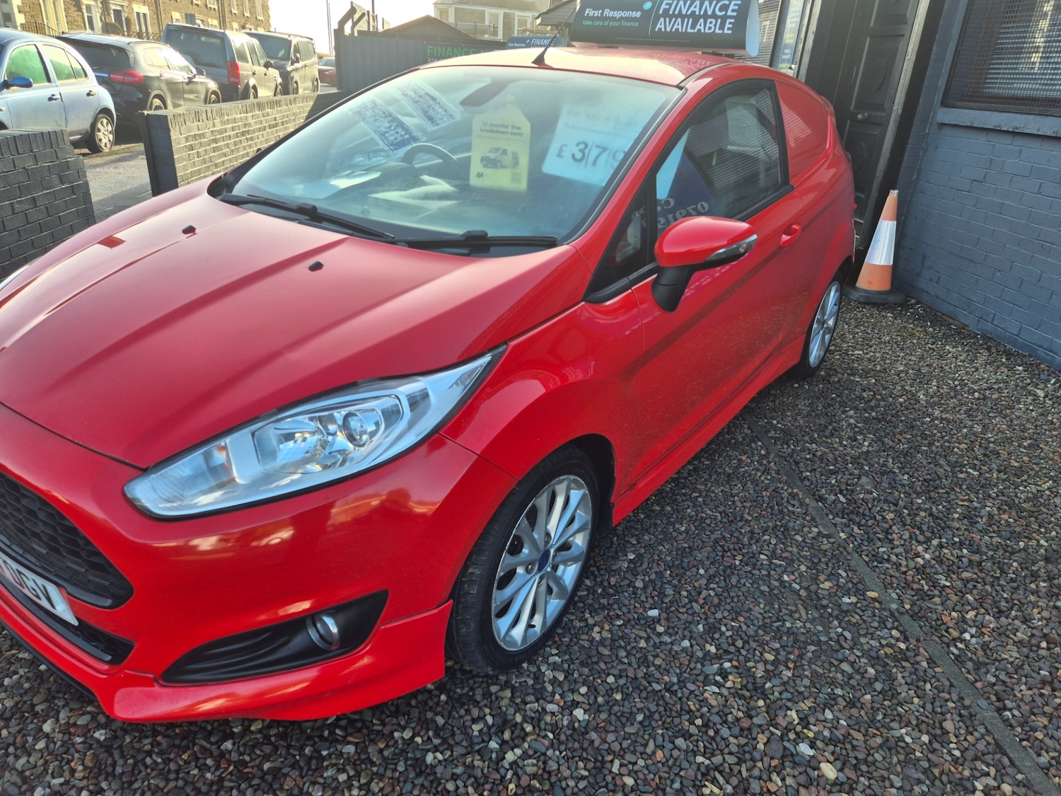 Used Ford Fiesta 2014 for sale - 77562896: Photo 2