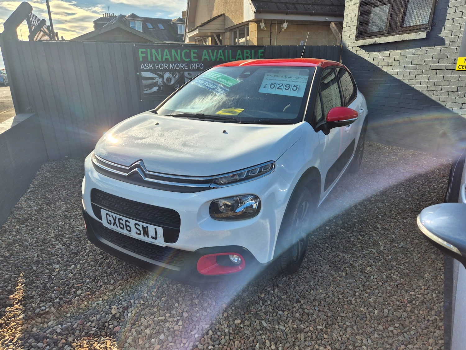 Used Citroen C3 2017 for sale - 76243950: Photo 2