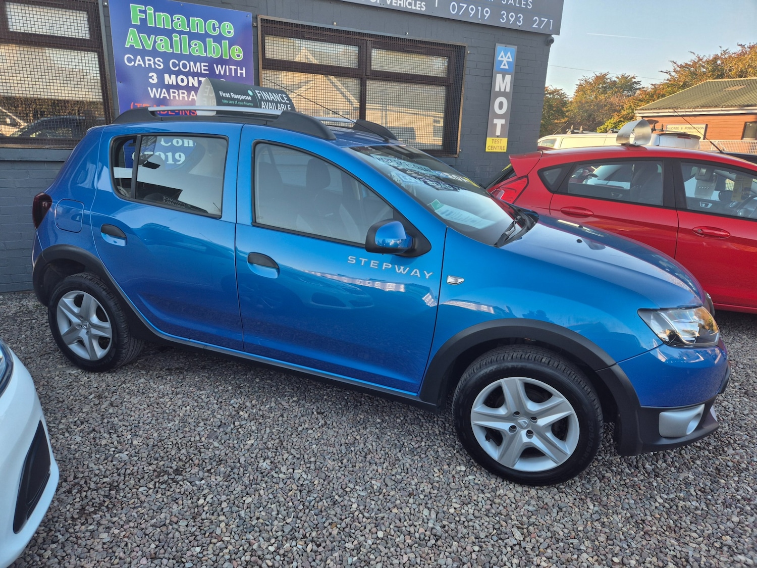 Used Dacia Sandero Stepway 2015 for sale - 76299033: Photo 2