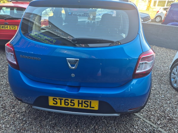 Used Dacia Sandero Stepway 2015 for sale - 76299033: Photo 6