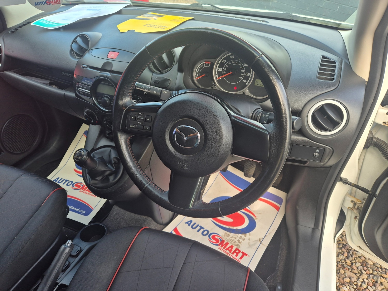 Used Mazda Mazda2 2014 for sale - 77707965: Photo 9