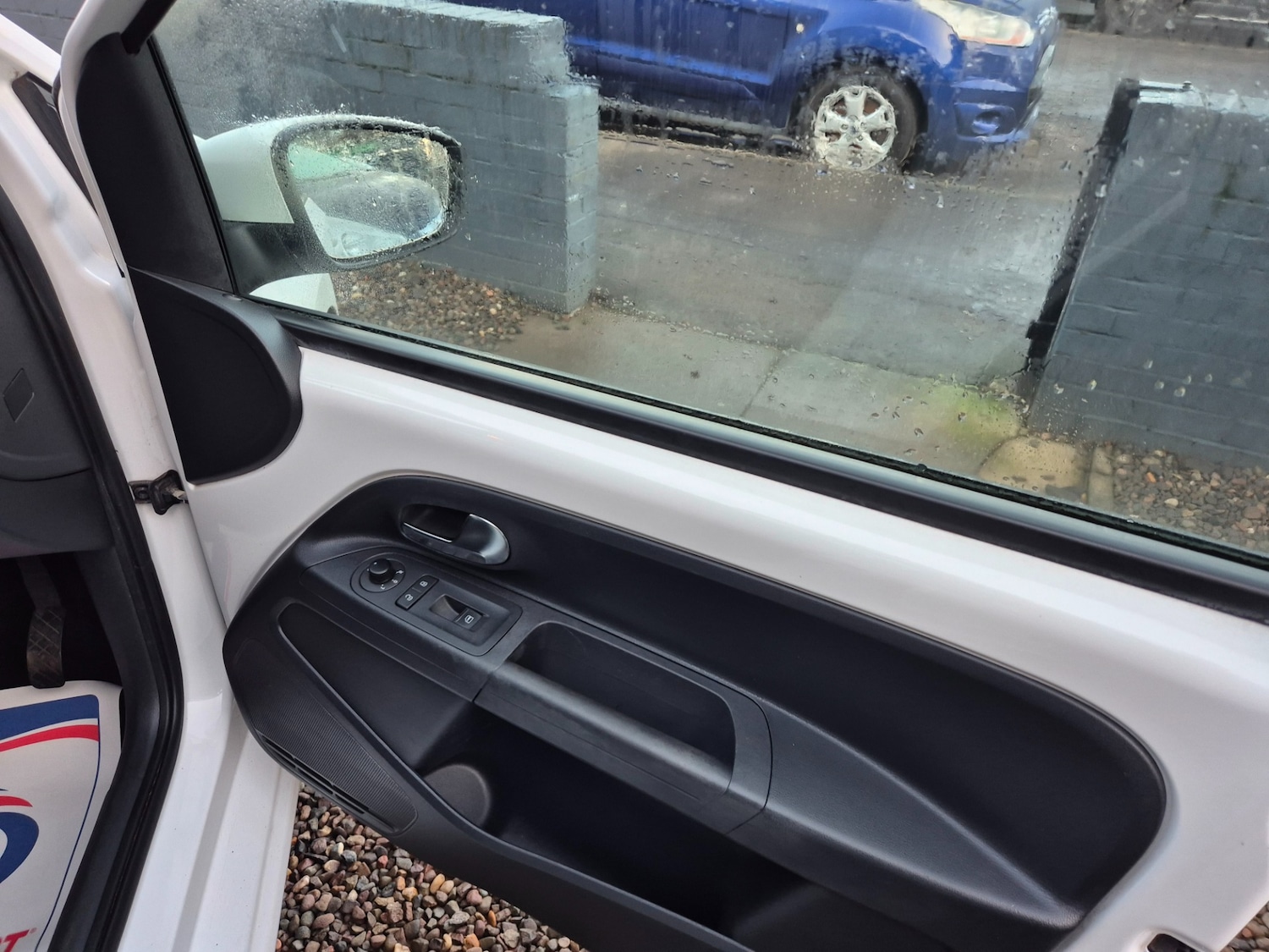 Used Volkswagen up! 2013 for sale - 76960314: Photo 16