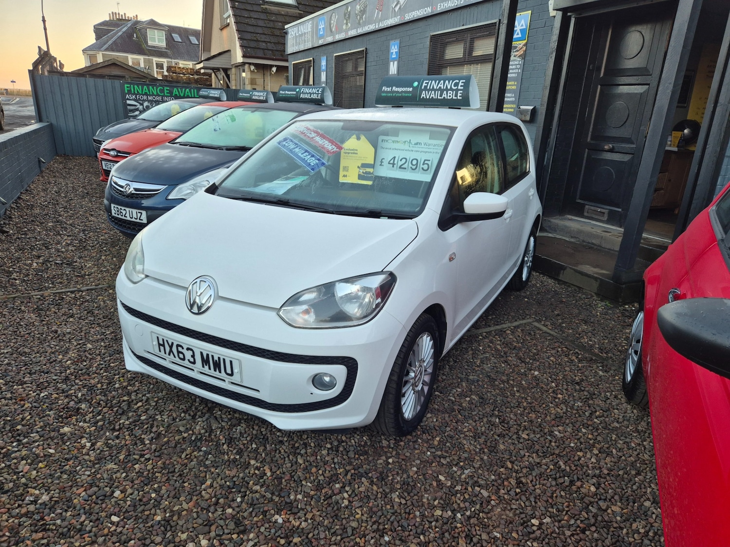 Used Volkswagen up! 2013 for sale - 76960314: Photo 2