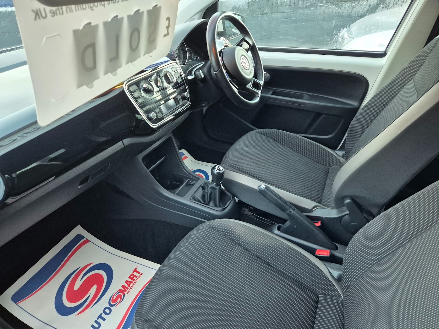 Used Volkswagen up! 2013 for sale - 76960314: Photo 8