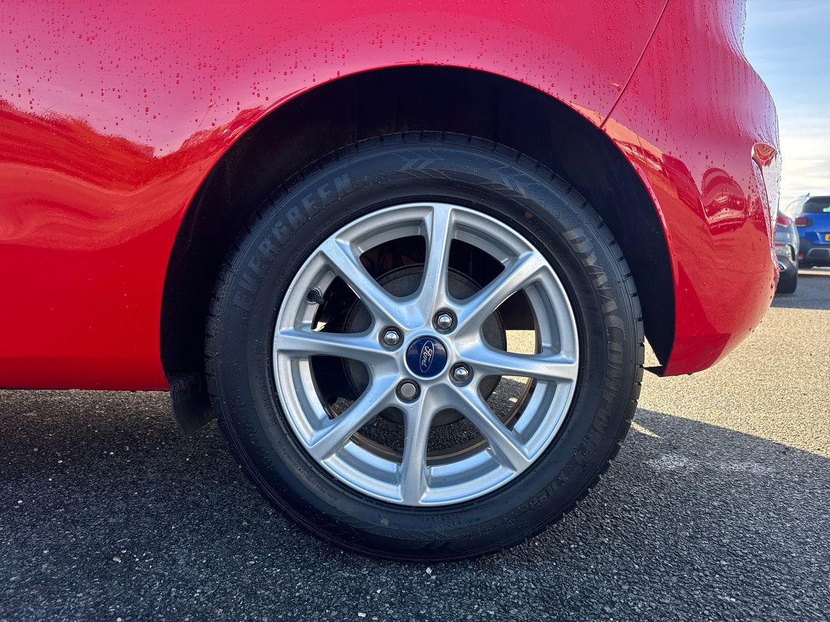 Used Ford Fiesta 2018 for sale - 76338950: Photo 11