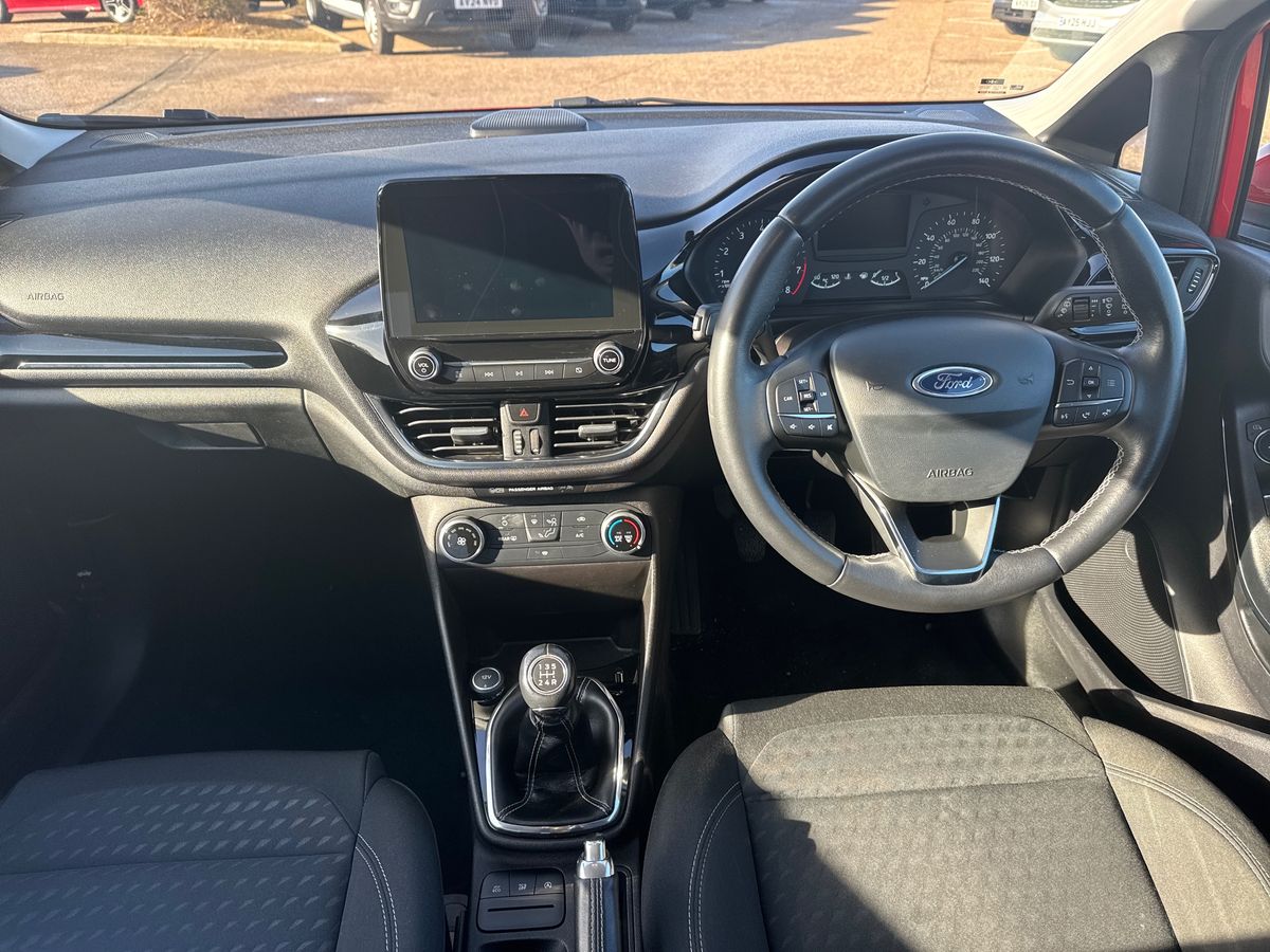 Used Ford Fiesta 2018 for sale - 76338950: Photo 15