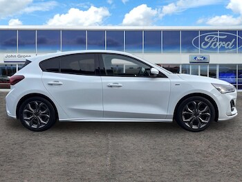 Used Ford Focus 2023 for sale - 77316053: Photo
