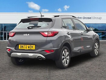Used Kia Stonic 2023 for sale - 77480275: Photo