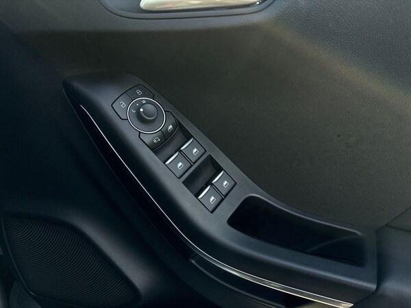 Used Ford Puma 2023 for sale - 75758971: Photo 21