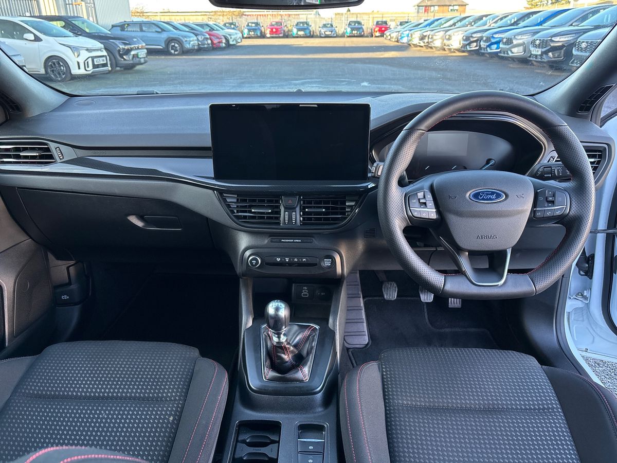 Used Ford Focus 2023 for sale - 76788211: Photo 15