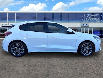 Used Ford Focus 2023 for sale - 76788211: Photo