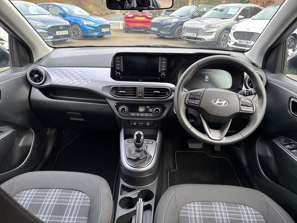 Used Hyundai i10 2024 for sale - 78102920: Photo 15