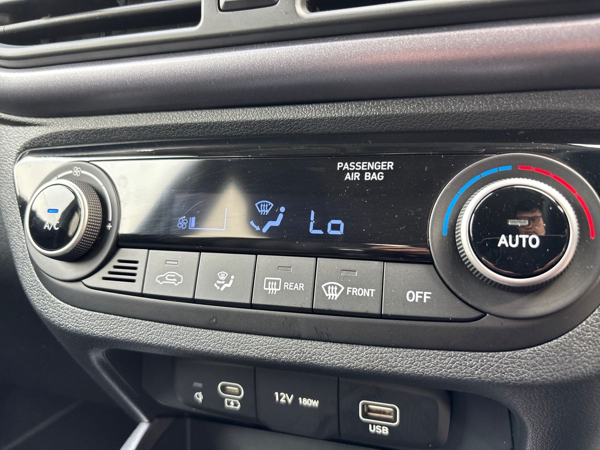 Used Hyundai i10 2024 for sale - 78102920: Photo 19