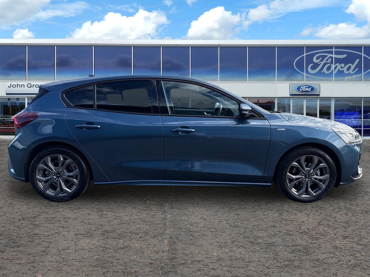 Used Ford Focus 2022 for sale - 75868144: Photo 2