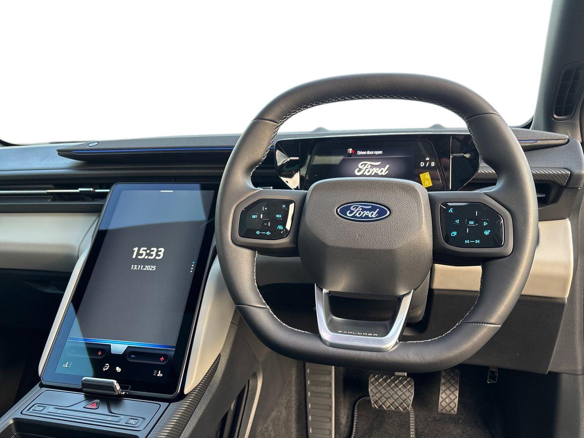 Used Ford Explorer 2024 for sale - 76894861: Photo 14