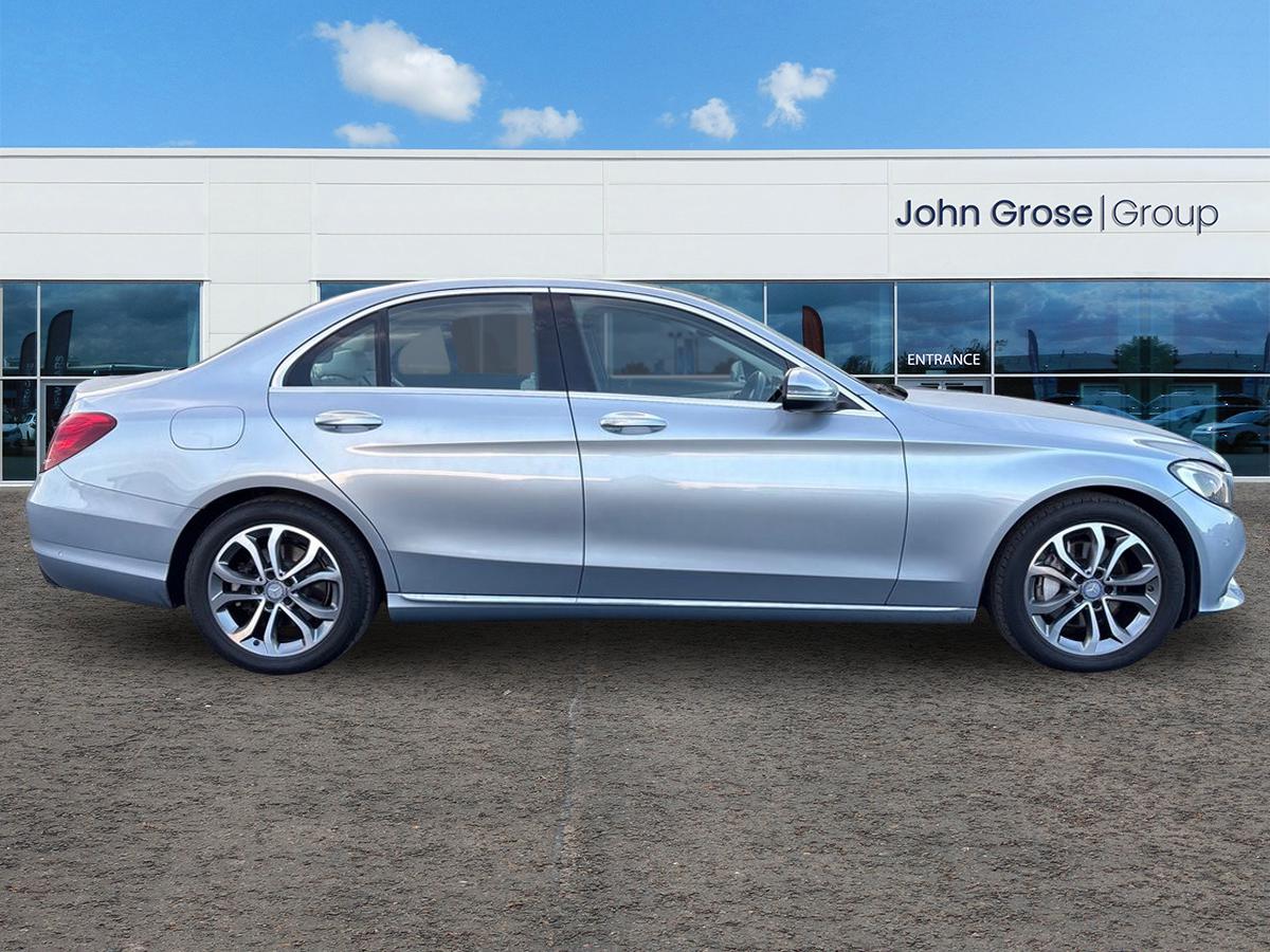 Used Mercedes-Benz C Class 2016 for sale - 76660926: Photo 2