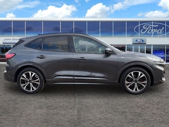 Used Ford Kuga 2022 for sale - 76003615: Photo 2