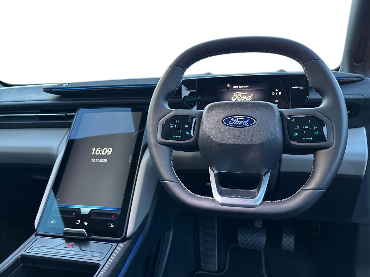 Used Ford Explorer 2024 for sale - 77519065: Photo 14