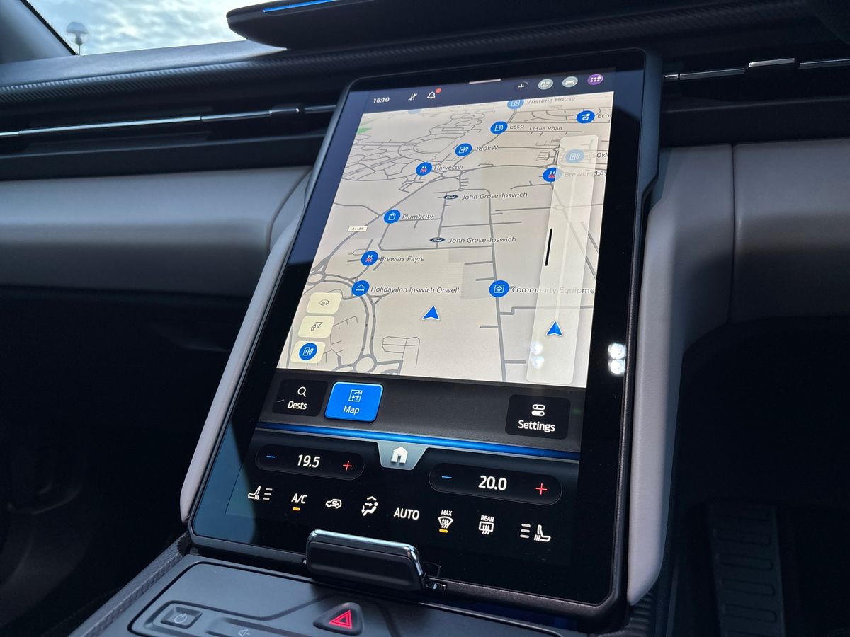 Used Ford Explorer 2024 for sale - 77519065: Photo 23