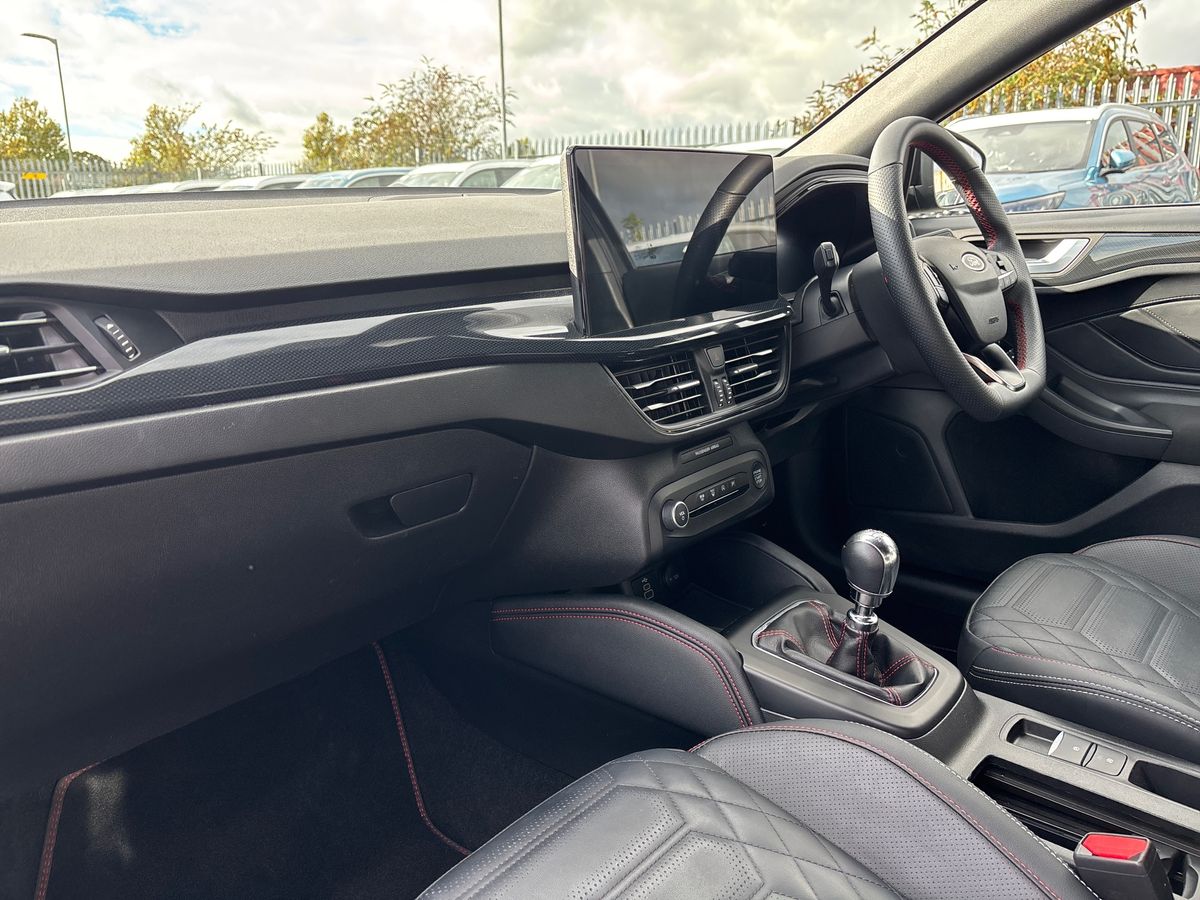 Used Ford Focus 2023 for sale - 76140209: Photo 17