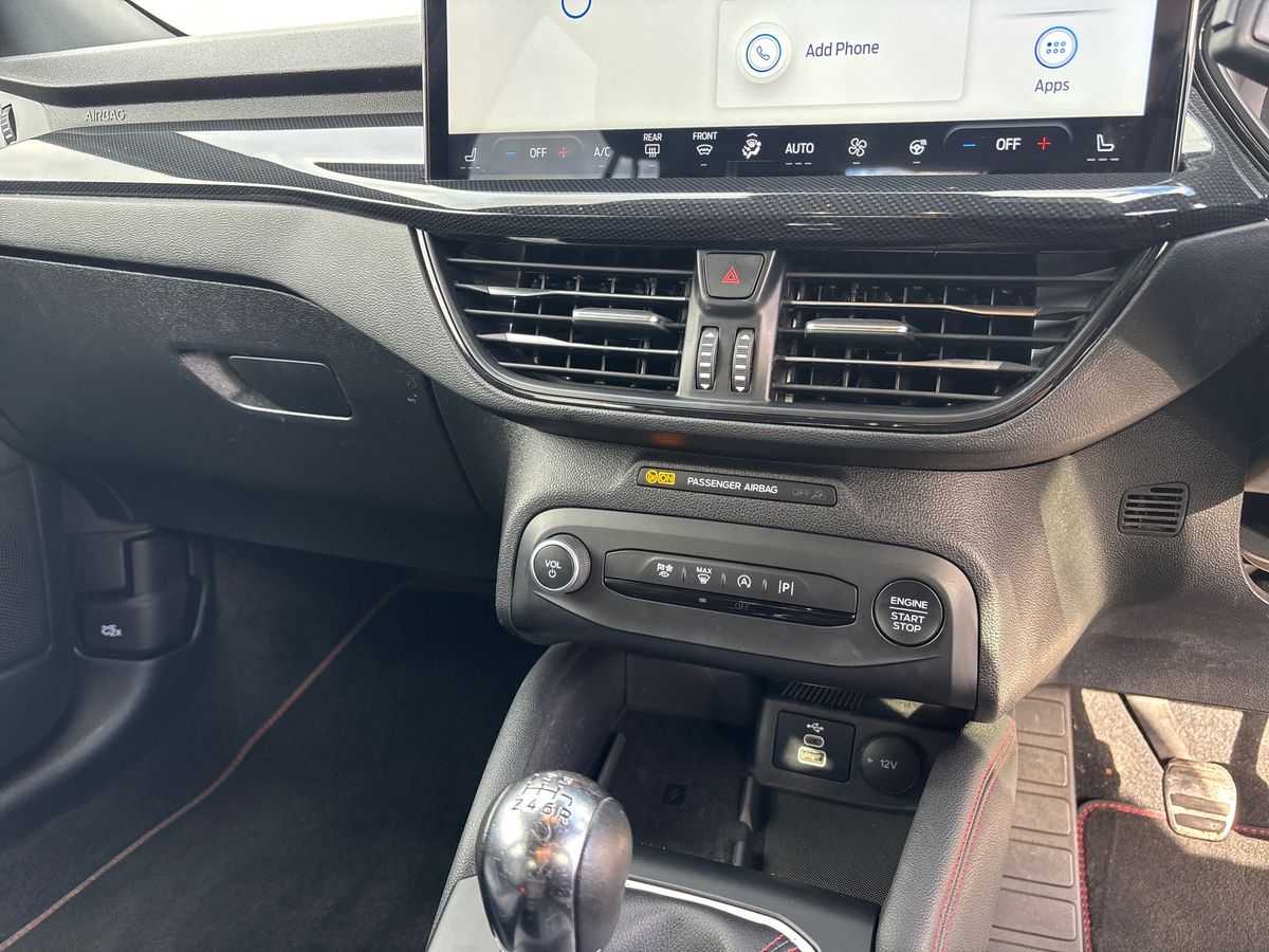 Used Ford Focus 2023 for sale - 76140209: Photo 18