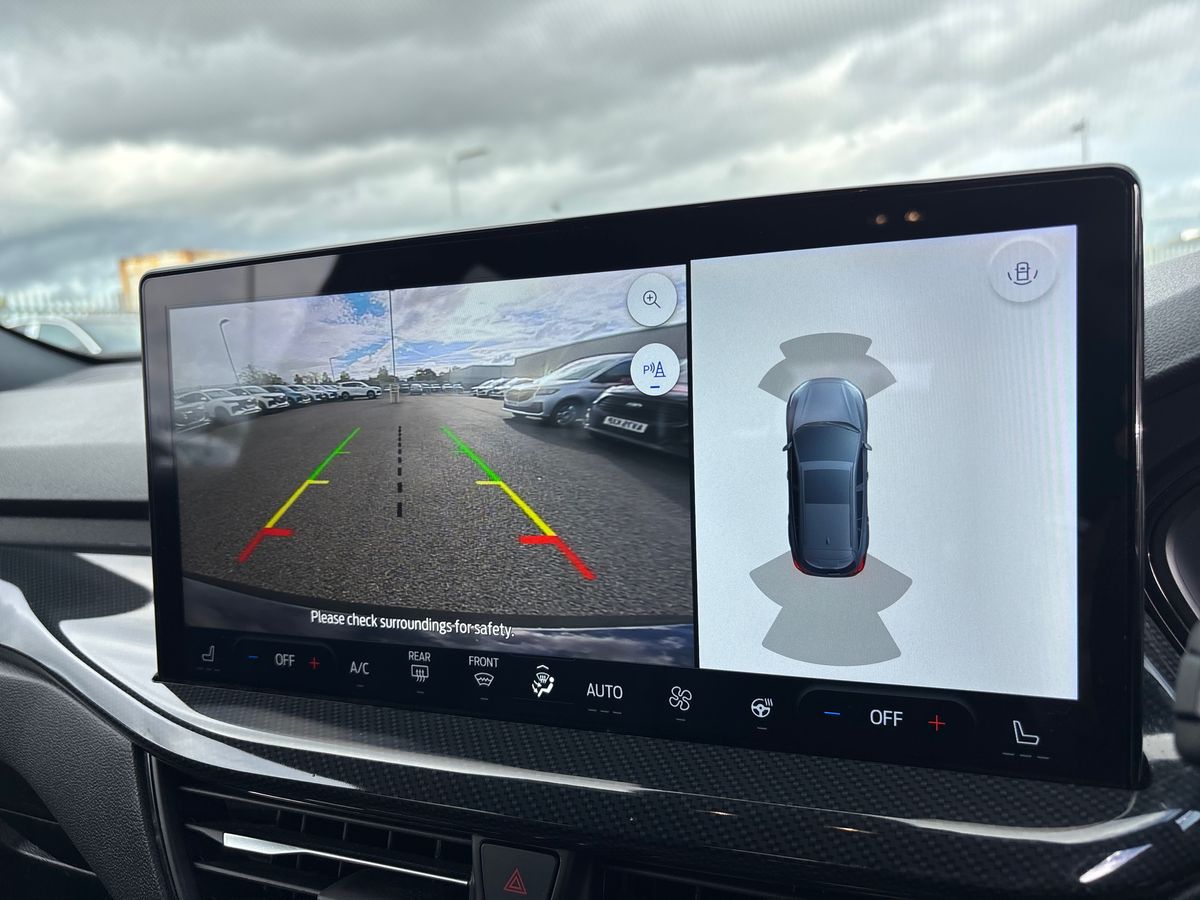 Used Ford Focus 2023 for sale - 76140209: Photo 25