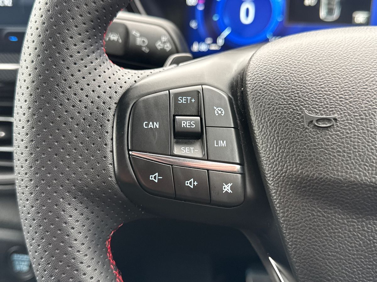 Used Ford Focus 2023 for sale - 76400725: Photo 21