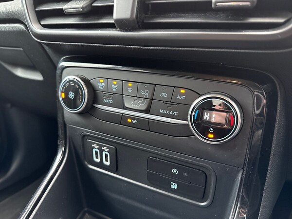 Used Ford Ecosport 2019 for sale - 76261478: Photo 19