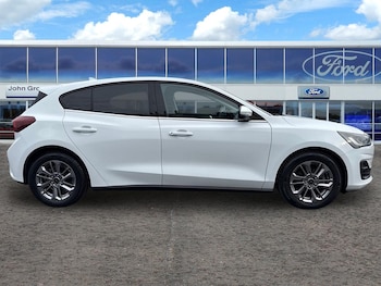 Used Ford Focus 2022 for sale - 76361980: Photo