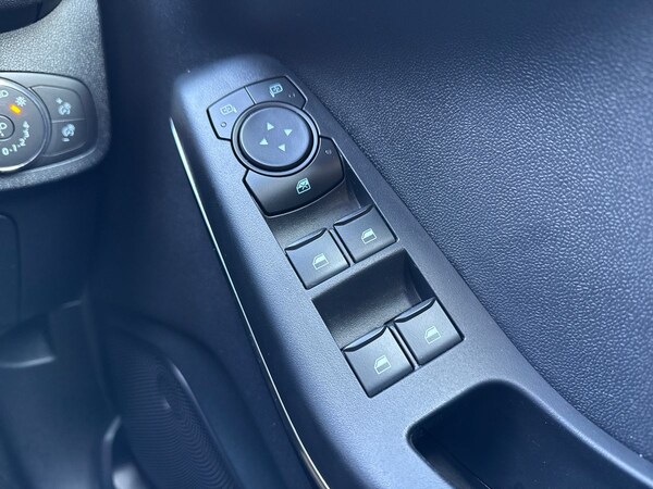Used Ford Fiesta 2023 for sale - 76086886: Photo 21