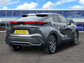 Used Toyota C-HR 2024 for sale - 77885445: Photo