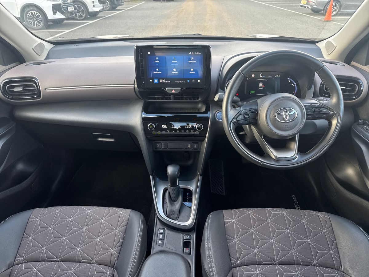 Used Toyota Yaris Cross 2023 for sale - 76350919: Photo 15