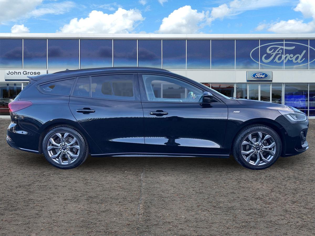 Used Ford Focus 2022 for sale - 76773285: Photo 2