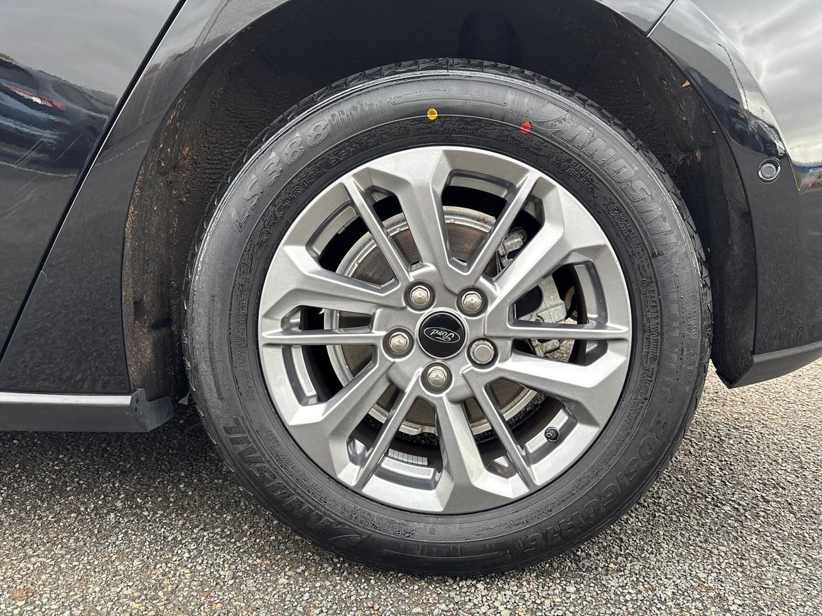 Used Ford Focus 2023 for sale - 76350734: Photo 11