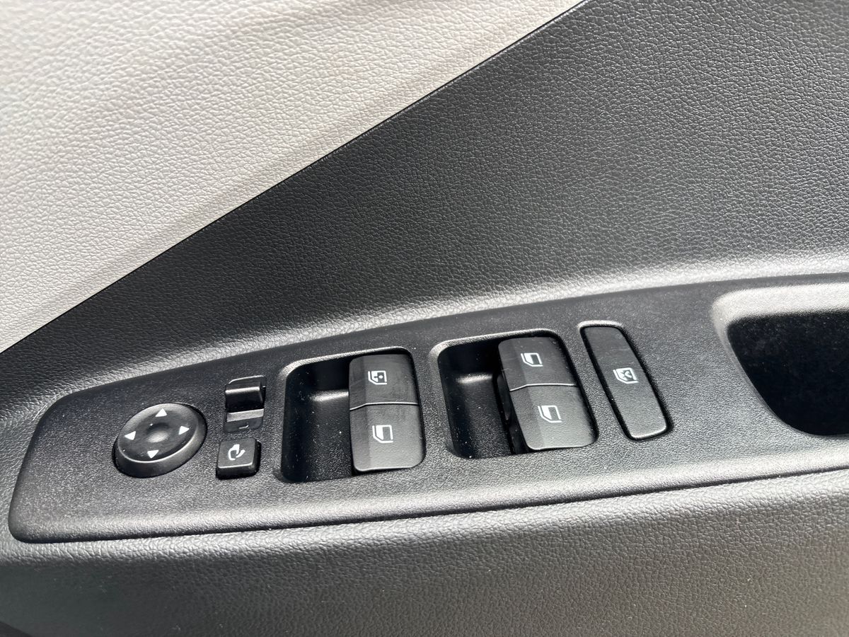 Used Hyundai i10 2024 for sale - 78102919: Photo 21