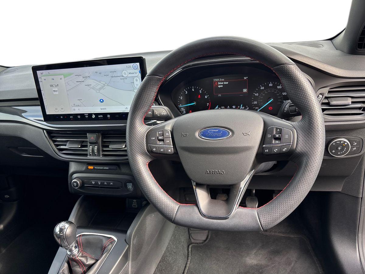 Used Ford Focus 2023 for sale - 75950856: Photo 14