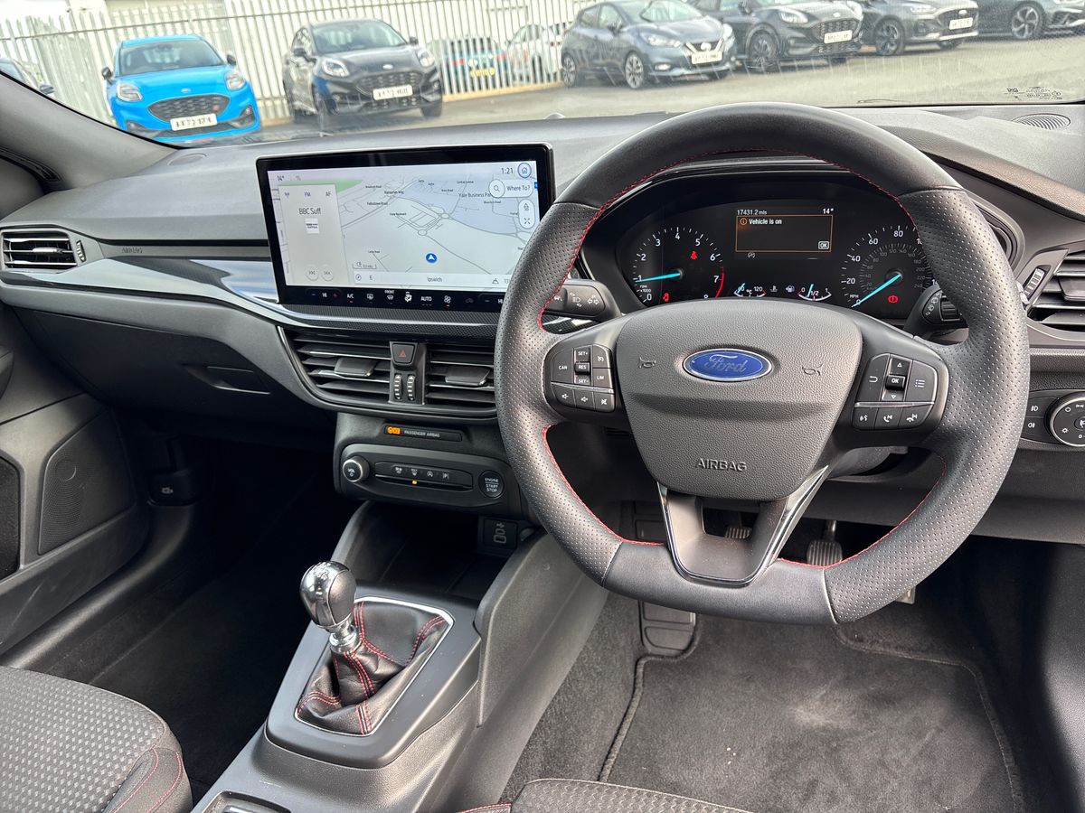 Used Ford Focus 2023 for sale - 75950856: Photo 15