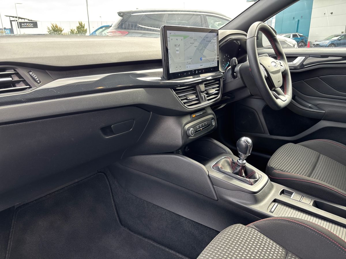 Used Ford Focus 2023 for sale - 75950856: Photo 17