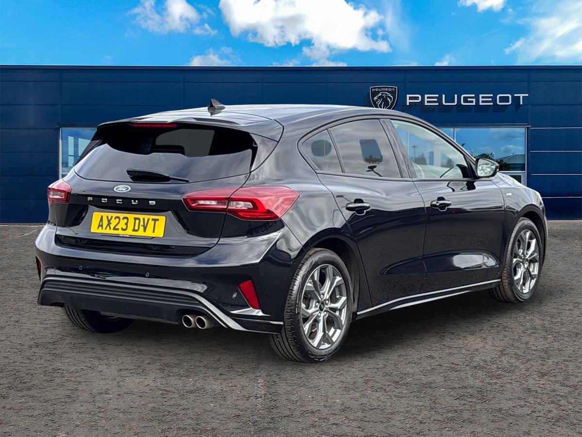 Used Ford Focus 2023 for sale - 75950856: Photo 3